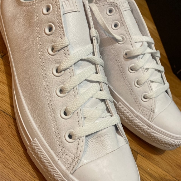 S O L D White Leather Sneakers - Picture 4 of 5